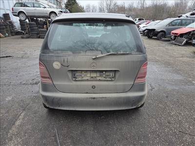 Mercedes A 160 CSOMAGTÉR ajtó 