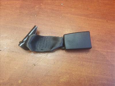 FIAT ABARTH 500 / 595 / 695 Jobb hátsó Biztonsági Öv Csat