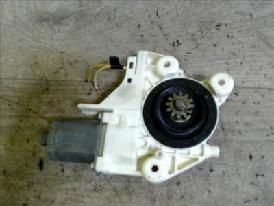 FORD Focus 2007.09.01-2011.02.28 Bal első ablakemelő motor elektronika