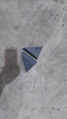 KIA Cee’d Ceed 12- Hátsó ajtó üveg belső műanyag háromszög elem 0325 83921a2200