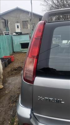 Nissan X-Trail (T30) Hátsó lámpa 