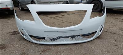 Opel Meriva B lökhárító üresen 