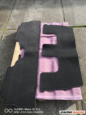 Toyota Prius Plus új szövet szönyeg