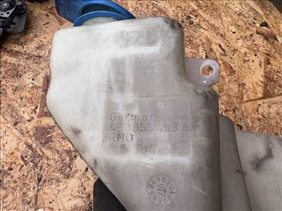 Audi A6 (C5 - 4B) ablakmosó folyadék tartály  4b0955453a