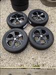  5x108 lyukosztású 18" új (gyári felni) alufelni, rajta 225/60 új Nokian téli gumi 