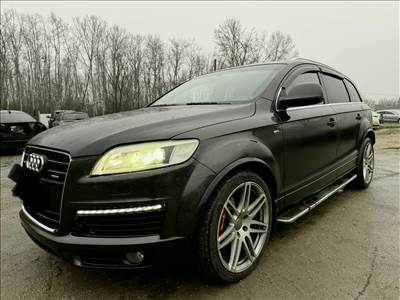Audi Q7 (4L) (4L) bontott alkatrészei 3.0 TDI S-line BUG motorkód. LZ7L szinkód