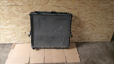 2015 Nissan Navara 2.5 dci D40  188l  hűtő