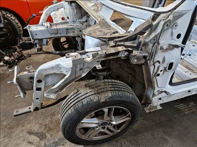 FORD FOCUS IV bal első negyed nyúlvány 