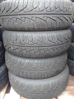  195/65R15 Uniroyal újszerű téli gumi 