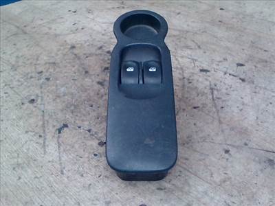 RENAULT MODUS 04.09.01-08.03.31 Bal első ablakemelő kapcsoló