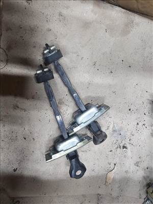 Toyota RAV4 (XA20) Ajtóhatároló hátsó 