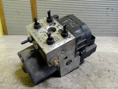 PEUGEOT 406 ABS kocka 