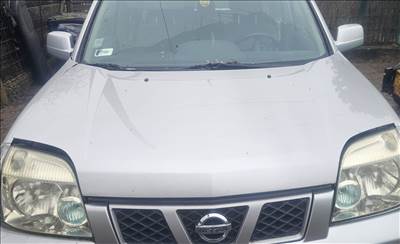 Nissan X-Trail (T30) Motorháztető géptető gépháztető 