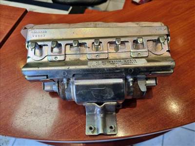 Subaru Impreza utasoldali műszerfal légzsák 49T08804RK40