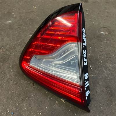 Renault Captur I bal hátsó belső lámpa/fényszóró 265554078r 265557893r