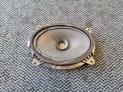 Toyota Avensis T27 első hangszóró jobb - bal 8616005140