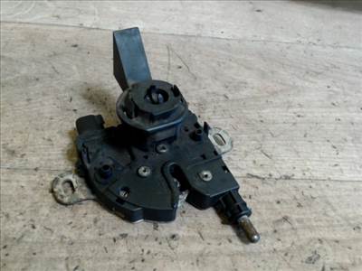 FORD Focus 2007.09.01-2011.02.28 Motorháztető zár