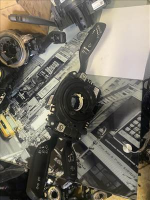 Audi Q3 kormánykapcsoló 5k0953569al