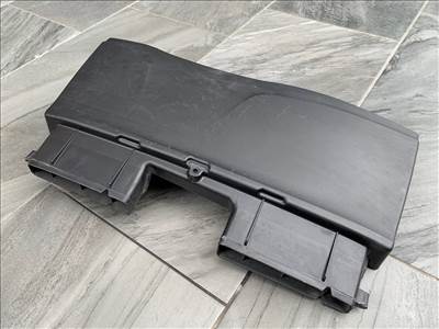 BMW 3-as sorozat E90, E91, E92, E93, E84 légbeömlő levegő szívócső zárhídra N47 légszűrőház 13717798772 22793115