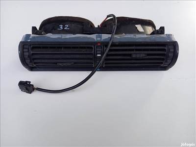 BMW 7-es sorozat E32 bmw e32 középsö szellözö rács rostély