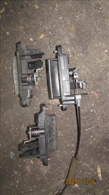 Mazda 3 (BL) Csomagtér ajtó kilincs 