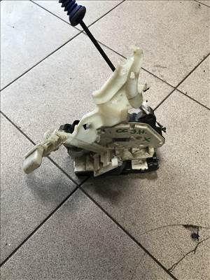 Volkswagen Passat CC jobb hátsó zár 5n0839016a