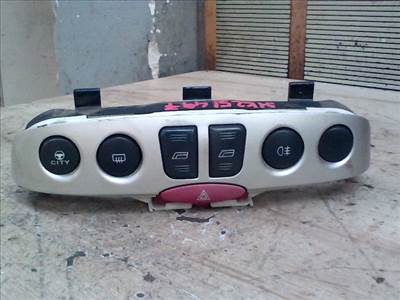 FIAT PUNTO II. Kombinált kapcsoló középen