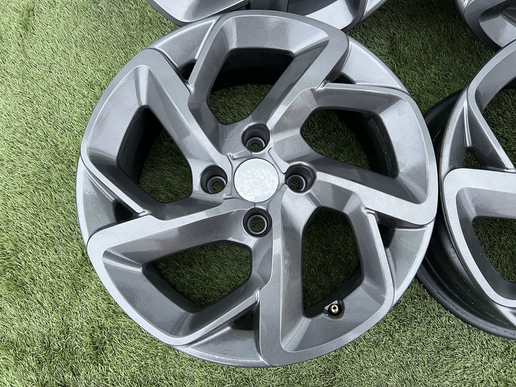 4x108 16" Peugeot Citroen alufelni 6,5Jx16h2 ET25 2. kép