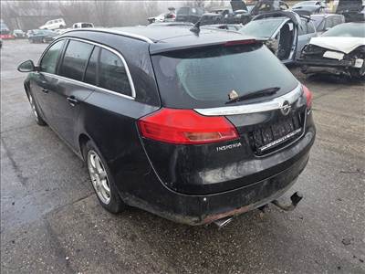 Opel Insignia A 2.0 CDTI CSOMAGTÉR ajtó 