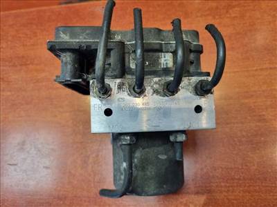 Subaru Impreza ABS kocka