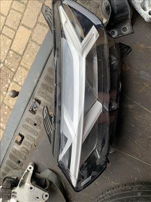 Dacia Logan III, Dacia Sandero jogger 3 III Bal Első fényszóró lámpa 260601750R 260602561r