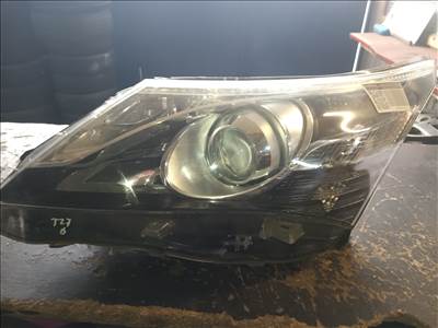 Toyota Avensis T27 Bal fényszóró  koito0525