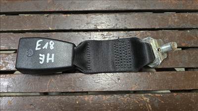 BMW 318tds compact jobb hátsó biztonsági öv csat 8146796