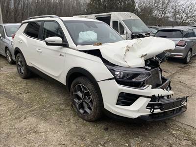 SsangYong Korando bontott alkatrészei