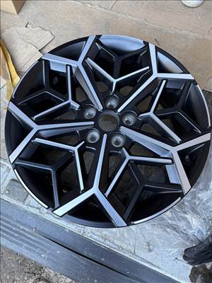 Hyundai Tucson (NX4) N-LINE GYÁRI alufelni  52910n7400