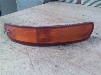 TOYOTA COROLLA AE/EE 92.05-97.04 Jobb első irányjelző