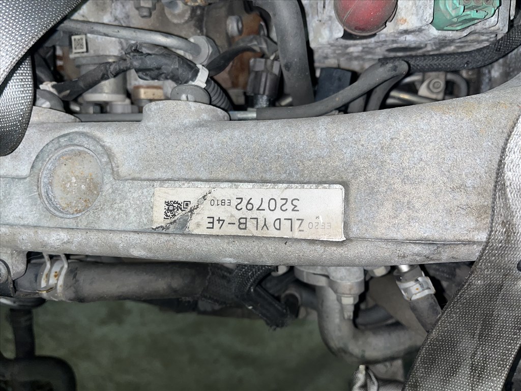 Subaru Legacy IV. 2.0D 150LE motor ee20zldylb4e 4. kép