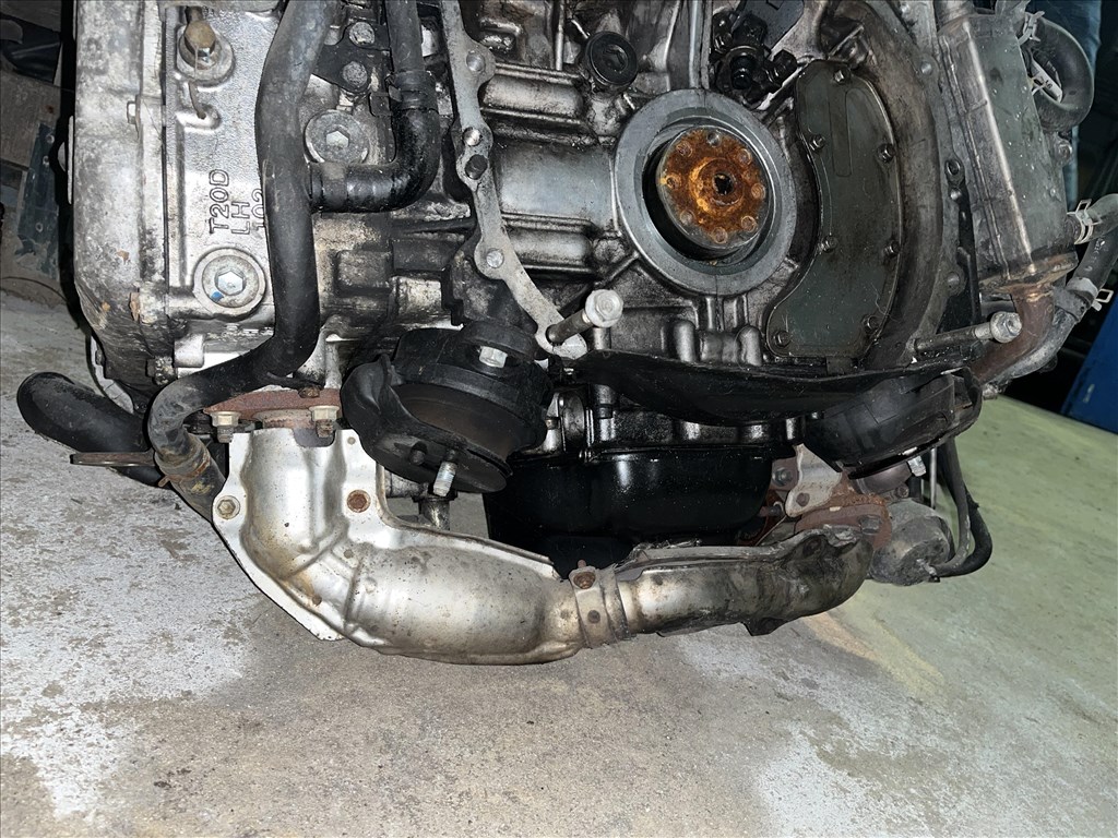 Subaru Legacy IV. 2.0D 150LE motor ee20zldylb4e 8. kép