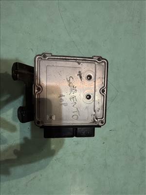 Kia motorvezérlö 0281016877 391012f010