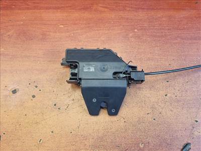 BMW 3 E90 Csomagtérajtó Zárszerkezet