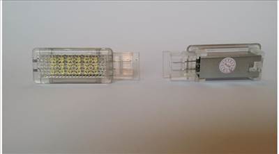 Mercedes Benz W203 SLK R171 SLR R199 CLK W209 Maybach W240 Viano W639 fehér SMD LED kilépőfény