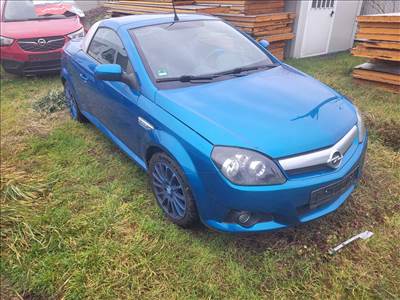 Opel Tigra TwinTop bontott alkatrészei