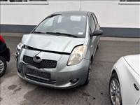 Eladó Toyota Yaris bontás 1.4 D-4D (1364 cm³, 90 PS)