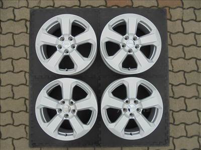 Újszerű 17-es Jeep szenzoros gyári alufelni eladó