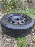  5x108 lyukosztású 15" használt (gyári felni) lemezfelni, rajta 195/65 használt Michelin téli gumi