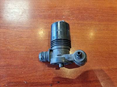 Land Rover Freelander 2 szélvédőmosó szivattyú