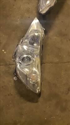 Subaru Outback első xenon fényszóró 