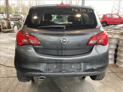 Opel Corsa E Hátfal 