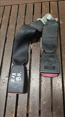 BMW 318tds compact bal hátsó biztonsági öv csat 8176799 8146796