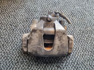 FORD FOCUS III Bal első Féknyereg Munkahengerrel